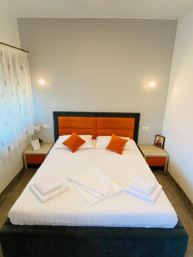 Orange House Constanta Apartment ภายนอก รูปภาพ