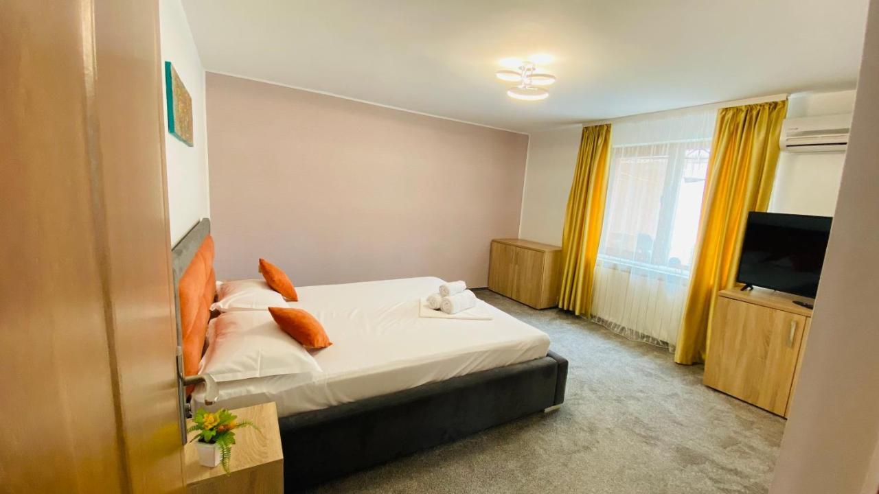 Orange House Constanta Apartment ภายนอก รูปภาพ
