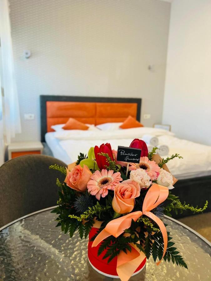 Orange House Constanta Apartment ภายนอก รูปภาพ