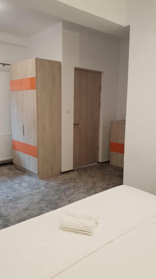 Orange House Constanta Apartment ภายนอก รูปภาพ